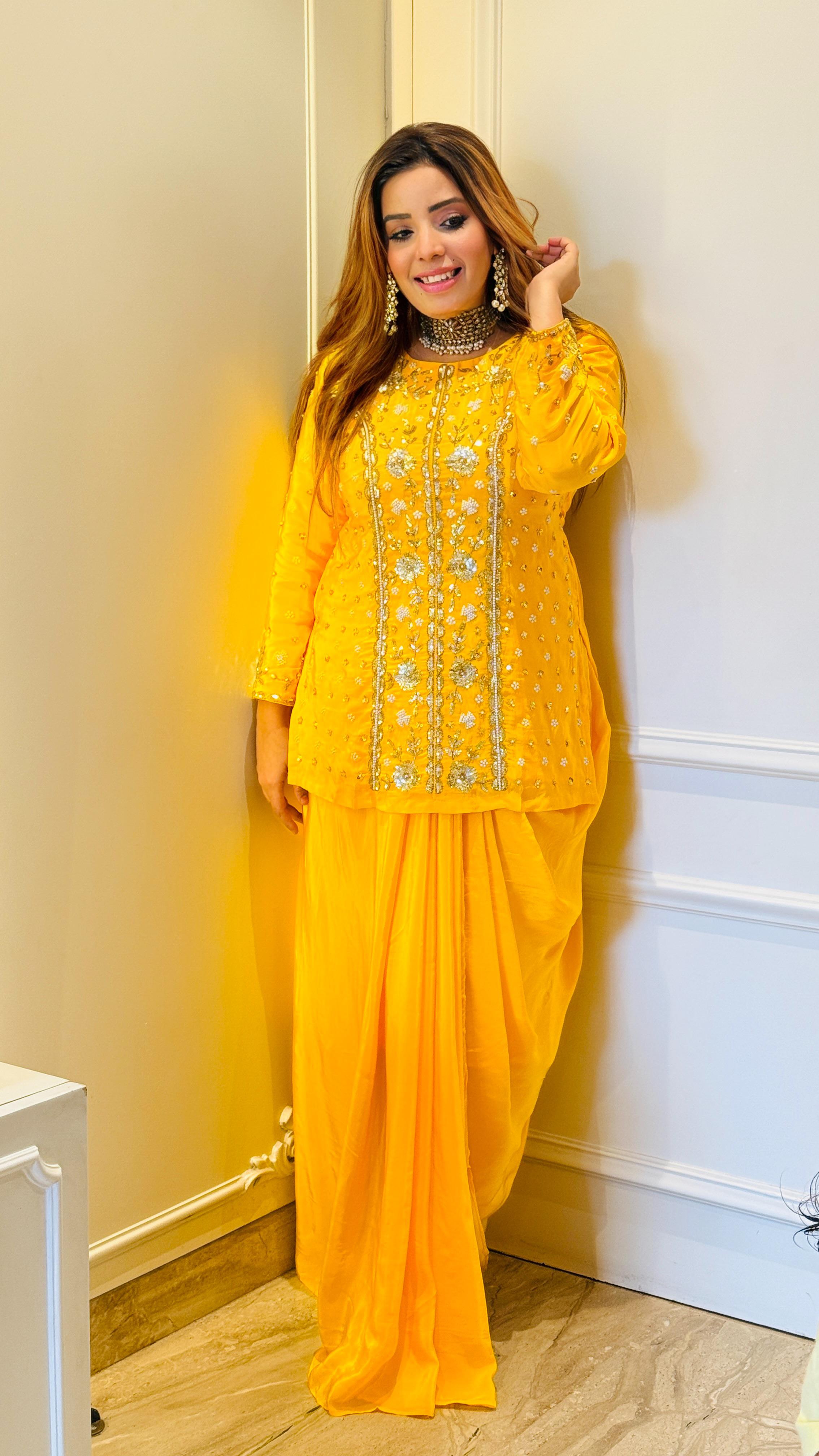 Aarzu Tulip Set- Yellow, Pink
